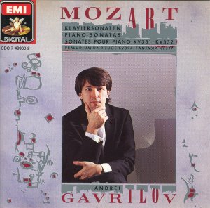 Andrei Gavrilov / Mozart: Klaviersonaten KV331・KV332, Praludium Und Fuge KV394, Fantasia KV397