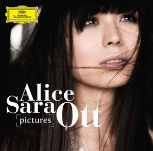 Alice Sara Ott / Mussorgsky: Pictures At An Exhibition &amp; Schubert: Piano Sonata No. 17 In D Major, D850