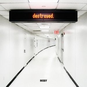 Moby / Destroyed (DIGI-BOOK)